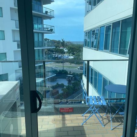 Beachfront Towers Maroochydore Esterno foto