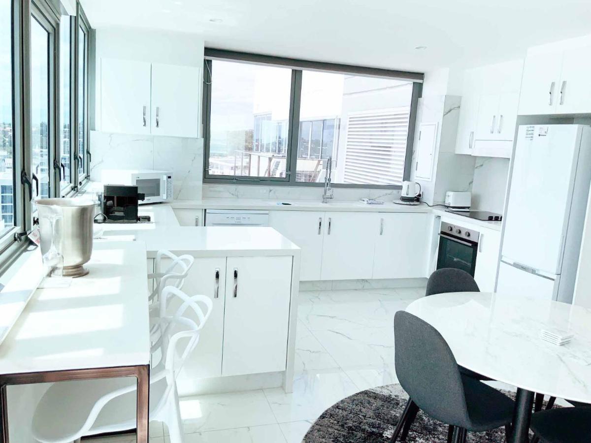 Beachfront Towers Maroochydore Esterno foto