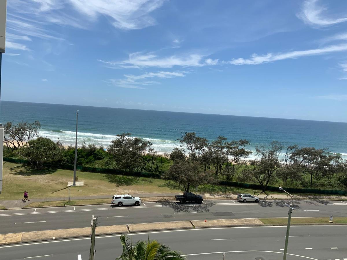 Beachfront Towers Maroochydore Esterno foto